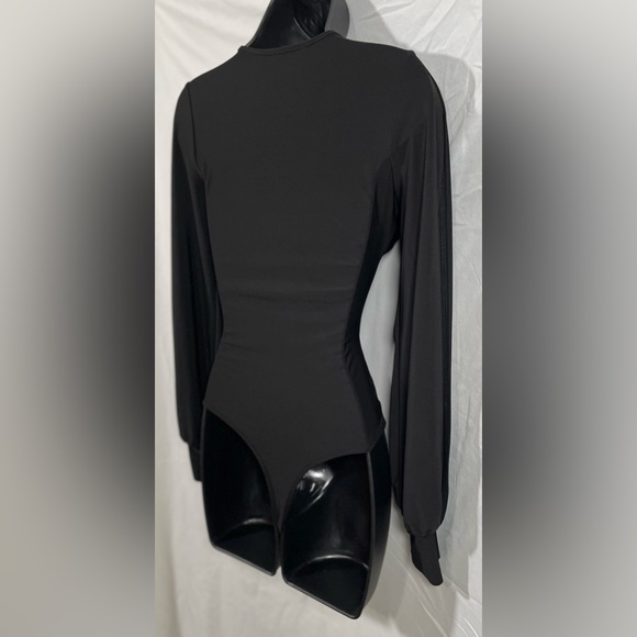 Fashion nova black open sleeve body suit - Picture 6 of 7